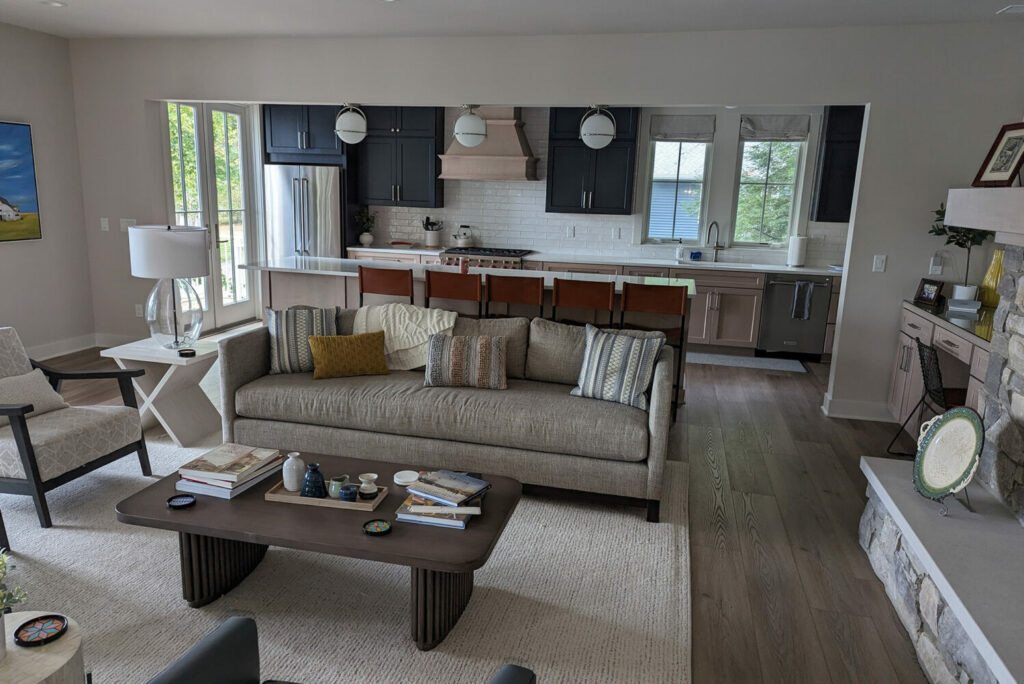 Skelding-residence-interior-livingroom-kitchen